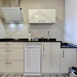 Atico Quintana I - Con Terraza, Vistas A La Ciudad, En El Centro, Con Wifi Y Garaje Apartmán