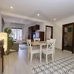 Atico Quintana I - Con Terraza, Vistas A La Ciudad, En El Centro, Con Wifi Y Garaje Apartmán