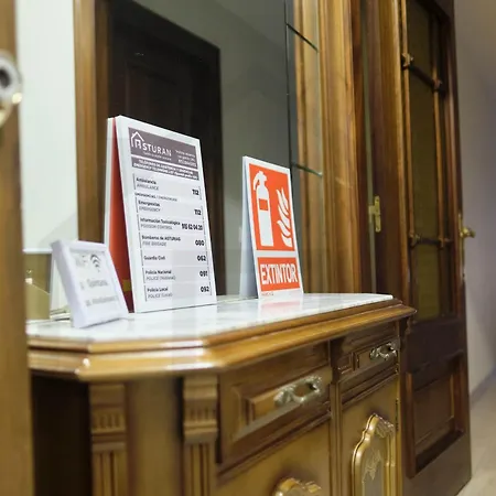 Atico Quintana I - Con Terraza, Vistas A La Ciudad, En El Centro, Con Wifi Y Garaje