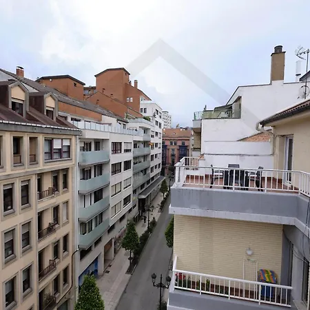 Apartmán Atico Quintana I - Con Terraza, Vistas A La Ciudad, En El Centro, Con Wifi Y Garaje Oviedo