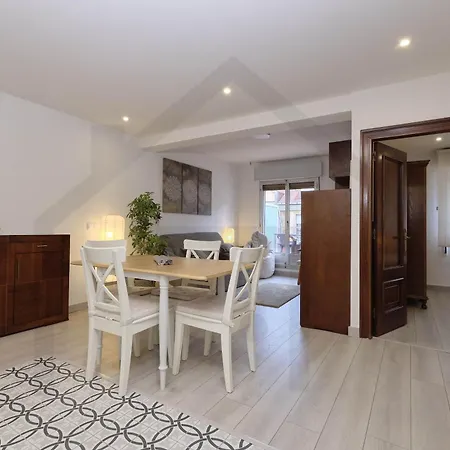 Atico Quintana I - Con Terraza, Vistas A La Ciudad, En El Centro, Con Wifi Y Garaje Apartment *