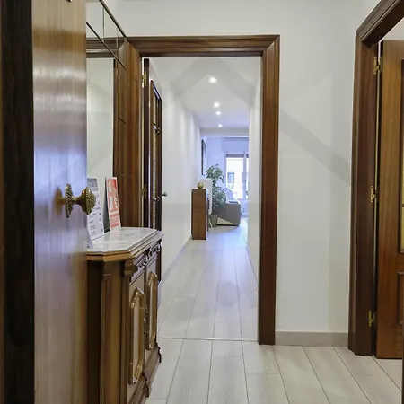 Atico Quintana I - Con Terraza, Vistas A La Ciudad, En El Centro, Con Wifi Y Garaje Apartment *