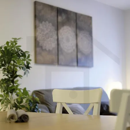 Atico Quintana I - Con Terraza, Vistas A La Ciudad, En El Centro, Con Wifi Y Garaje *