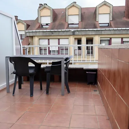 Atico Quintana I - Con Terraza, Vistas A La Ciudad, En El Centro, Con Wifi Y Garaje Oviédo