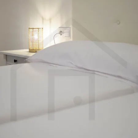 Atico Quintana I - Con Terraza, Vistas A La Ciudad, En El Centro, Con Wifi Y Garaje Oviédo